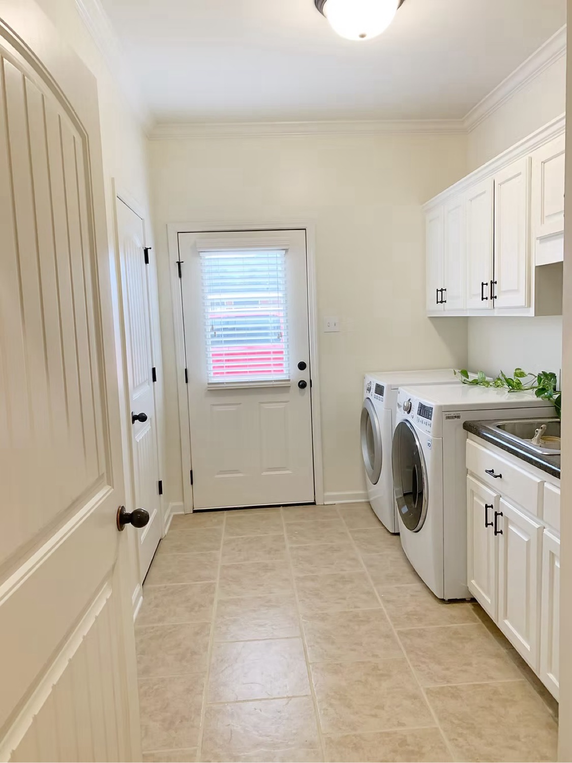 How Much Does Interior Painting Cost in Bridgeview IL